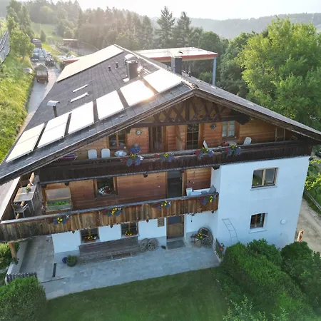 Pechhof Agroturismo *